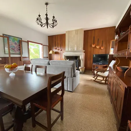 Es Ferrutx Tatil Evi *